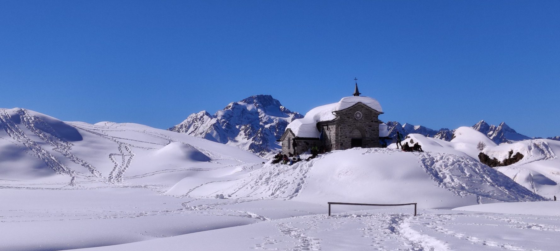 Rifugio Cristina all'Alpe Prabello: ciaspolare in Valmalenco