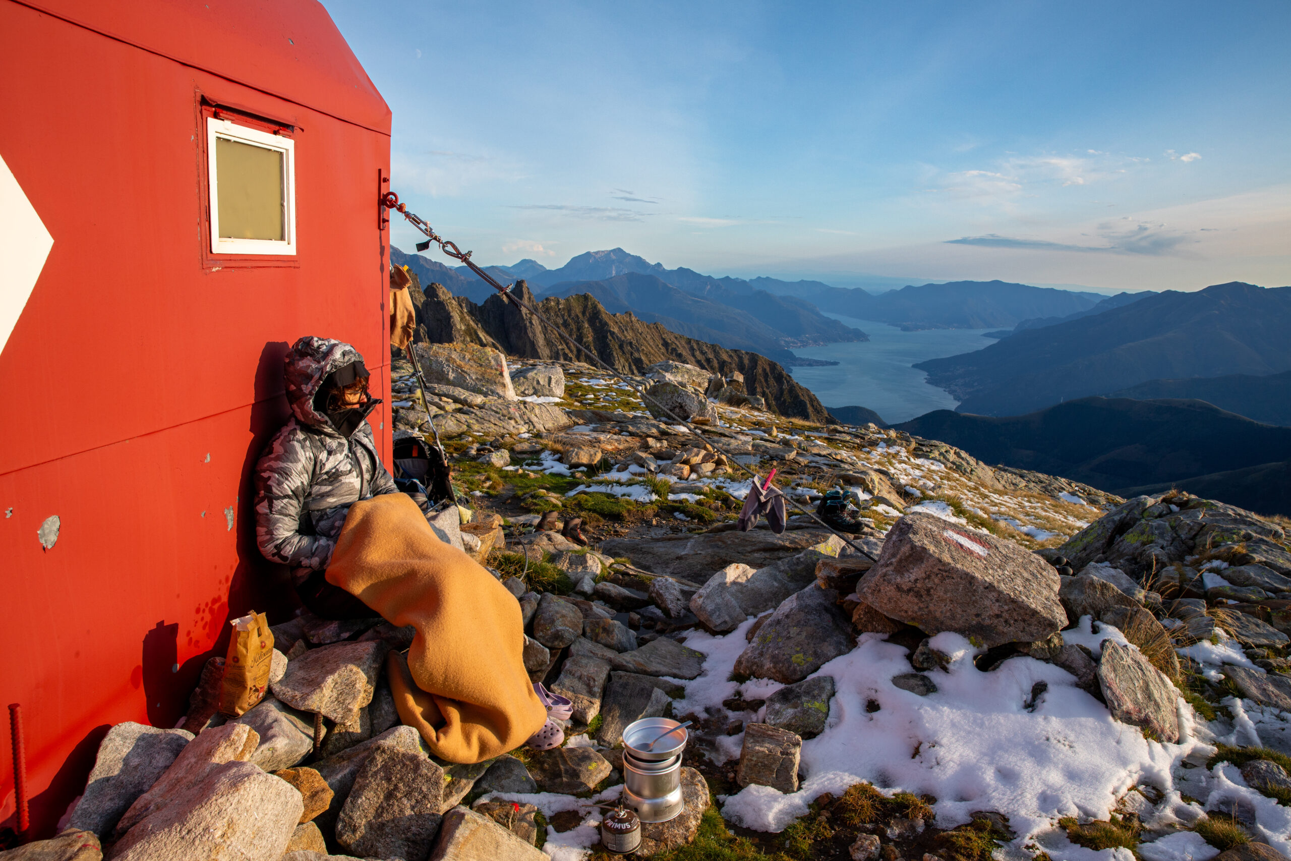 Panorama dal Bivacco Petazzi al lago Ledù